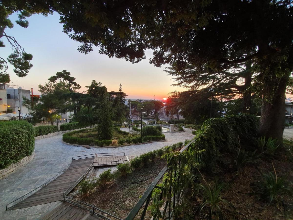 D'Aragona 56 Bed & Breakfast Conversano Bagian luar foto