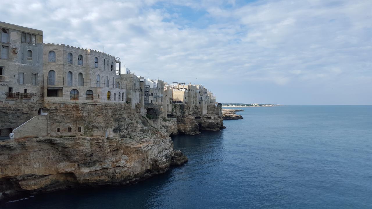 D'Aragona 56 Bed & Breakfast Conversano Bagian luar foto